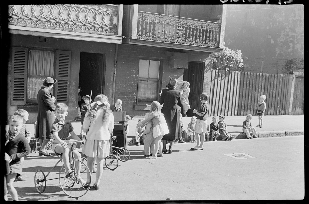 Salvation Army - Surry Hills Sunday morning service in street, Sept 1949, from Series 02- Sydney people and streets, 1948-1950, photographed by Brian Bird