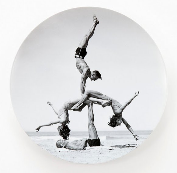 Jeff Koons launched the George Caddy (original photographer) plate at Bernardaud, New York, 12 December 2012, Bondi Beach (1938)
