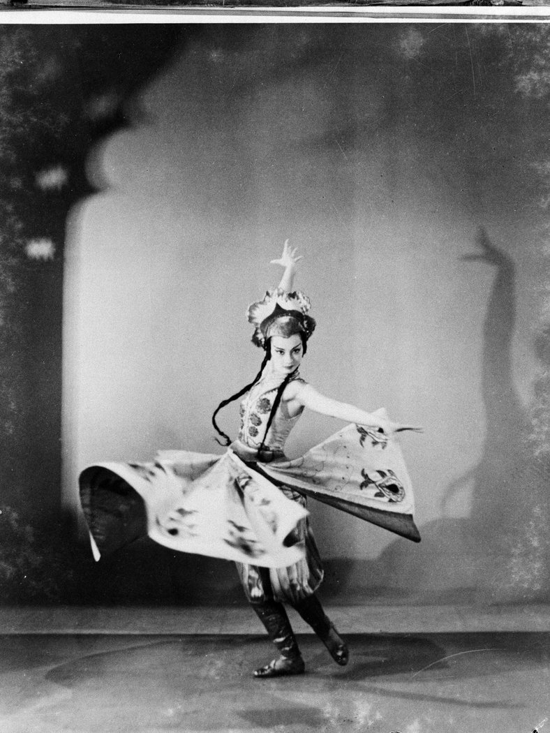 Colonel de Basil's "Original Ballet Russe" (Russian Ballet) season, Theatre Royal, Sydney, 1939-1940, - Sam Hood, Sydney city centre