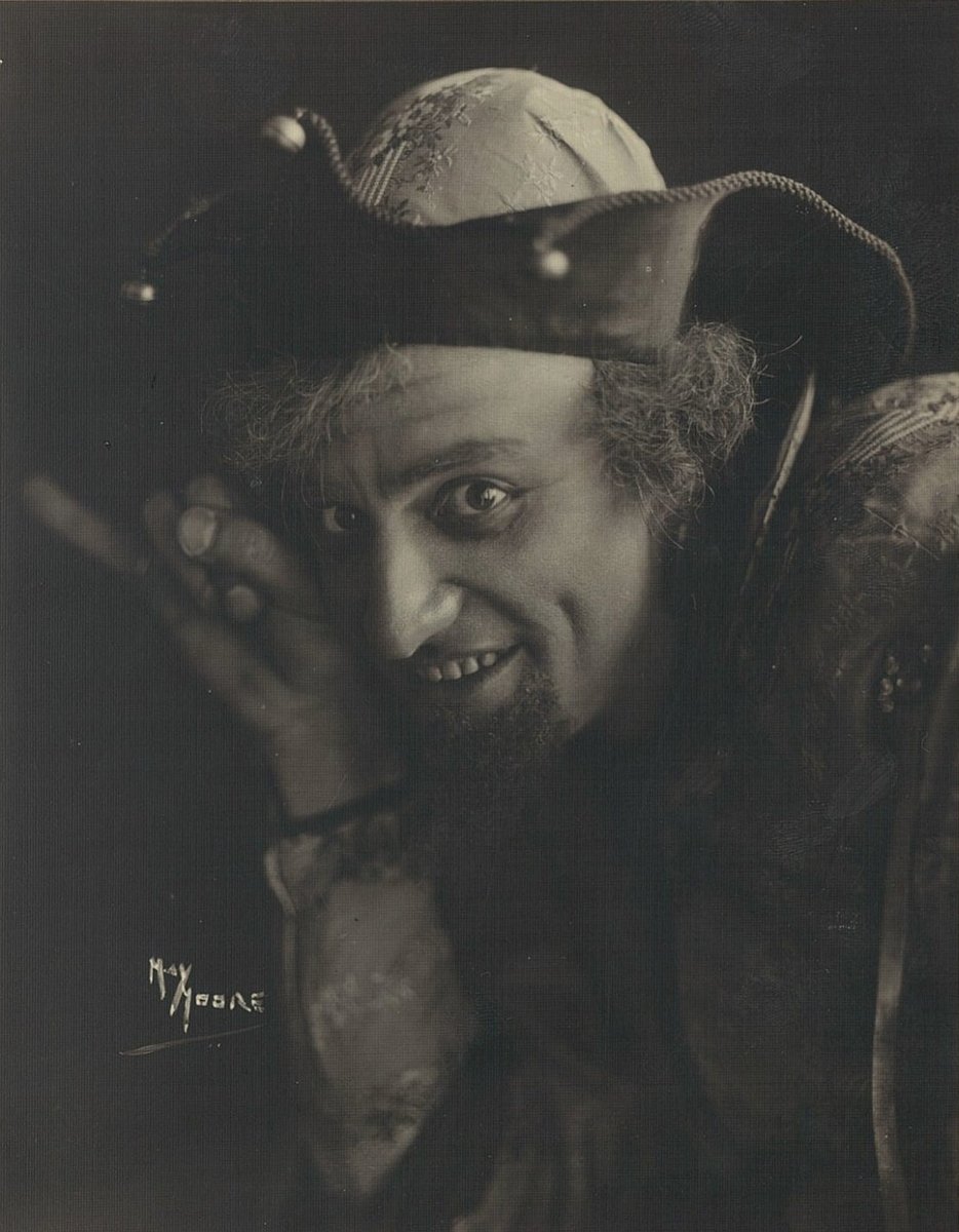 Anafesto Rossi, baritone, as Rigoletto, 1911 - photographer May Moore, Sydney