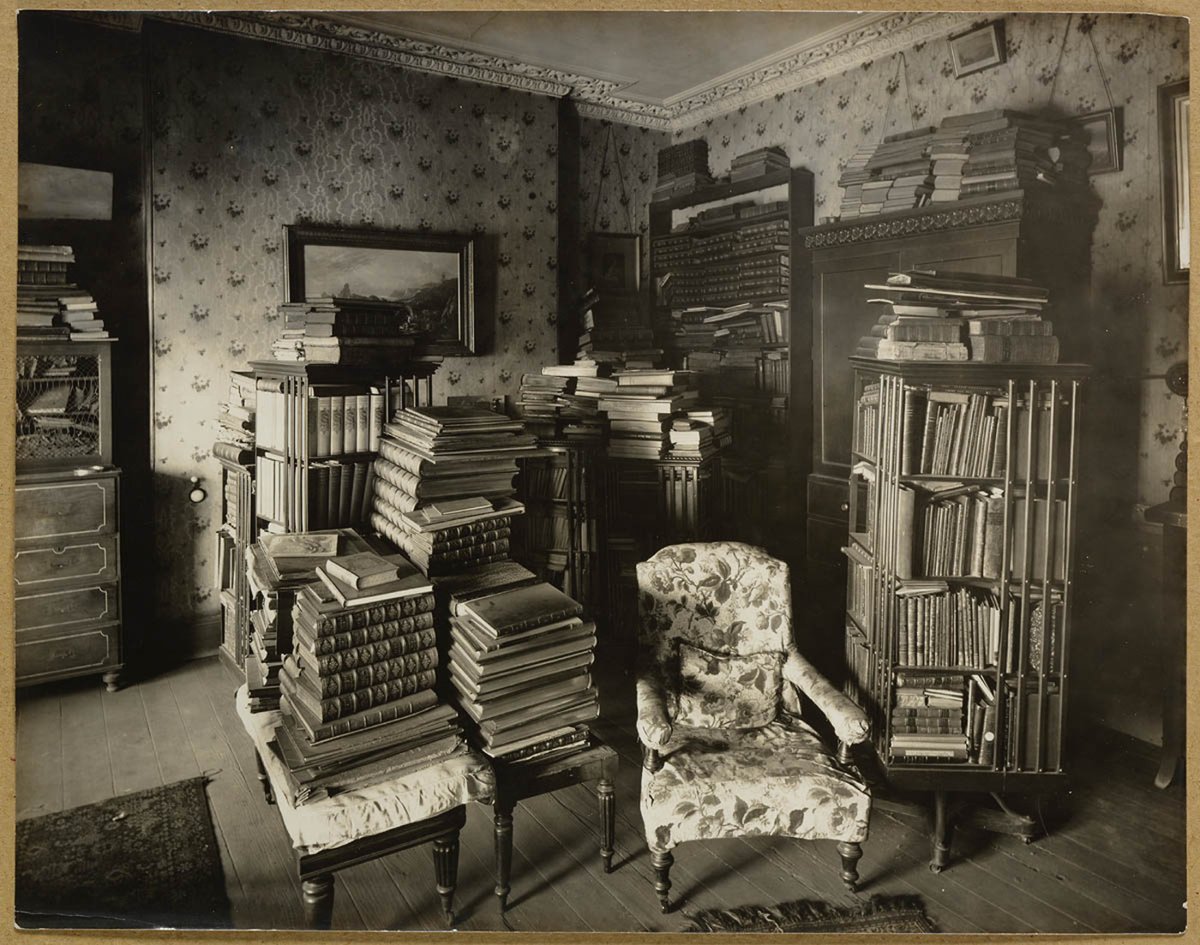 Bedroom, David Scott Mitchell's residence, c. 1907, by unknown photographer, Darlinghurst