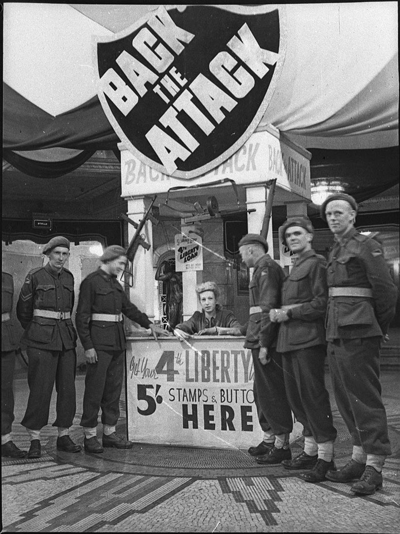 War loans displays, State Theatre, 20-10-1943, by Sam Hood, Sydney city centre