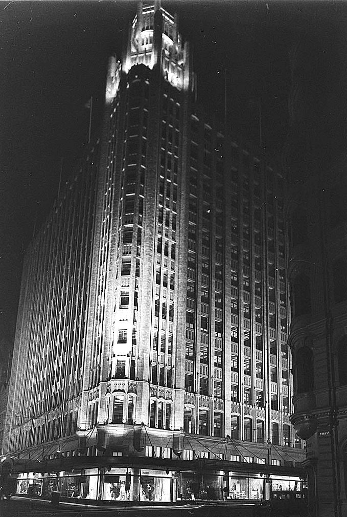 The Grace Building, Sydney, ca. 1930 - Sam Hood (c. 1930)