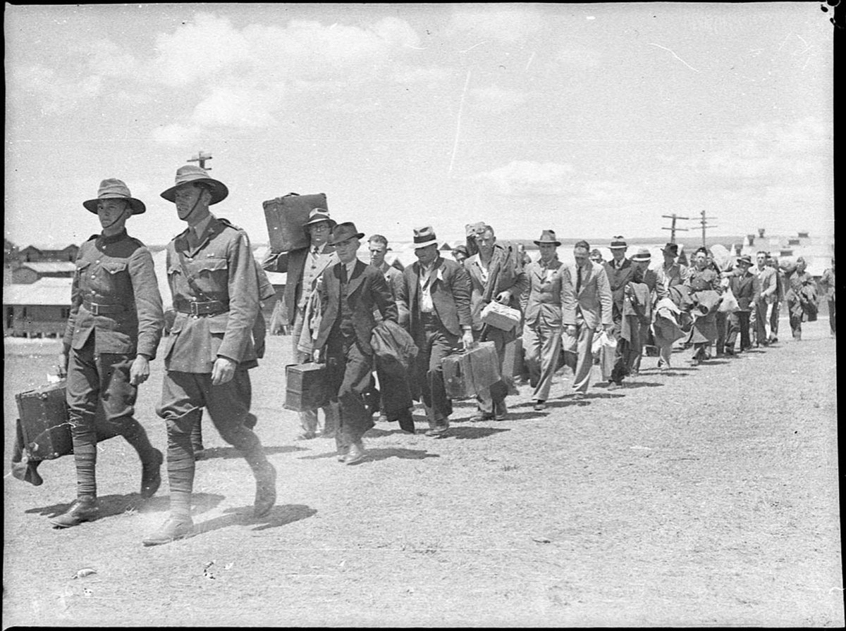 Volunteers for war moving into Ingleburn, November 1939, by Sam Hood