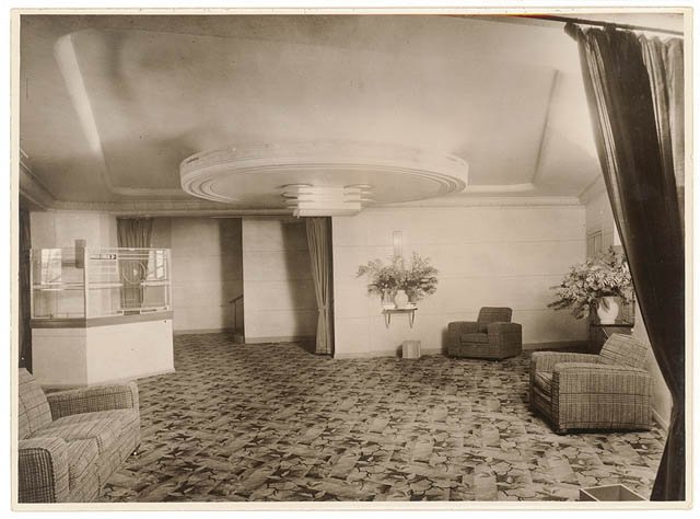Kings, Lindfield, 1938, by Sam Hood