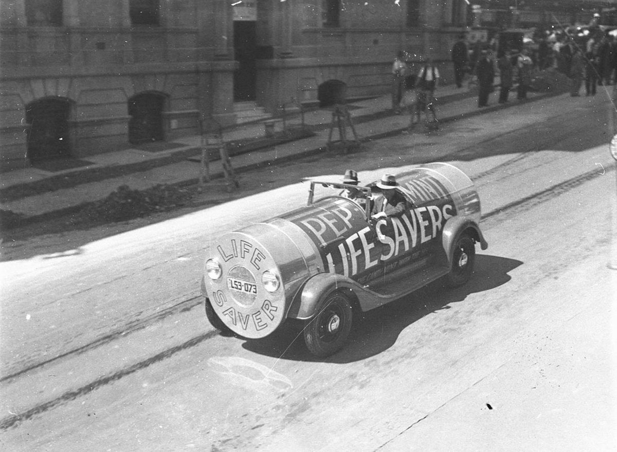 A sales promotion car done up as a packet of peppermint "Lifesavers", Sydney, 27 October 1934 - Sam Hood