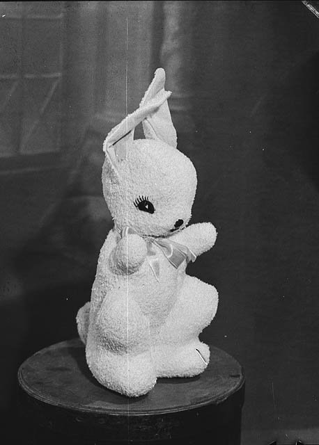 Toy rabbit (taken for "Smith's Weekly"), Sydney, 1945 - Sam Hood