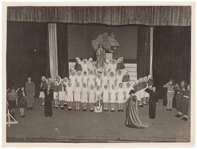 Patriotic concert, WW II - by Sam Hood, Sydney (1942)
