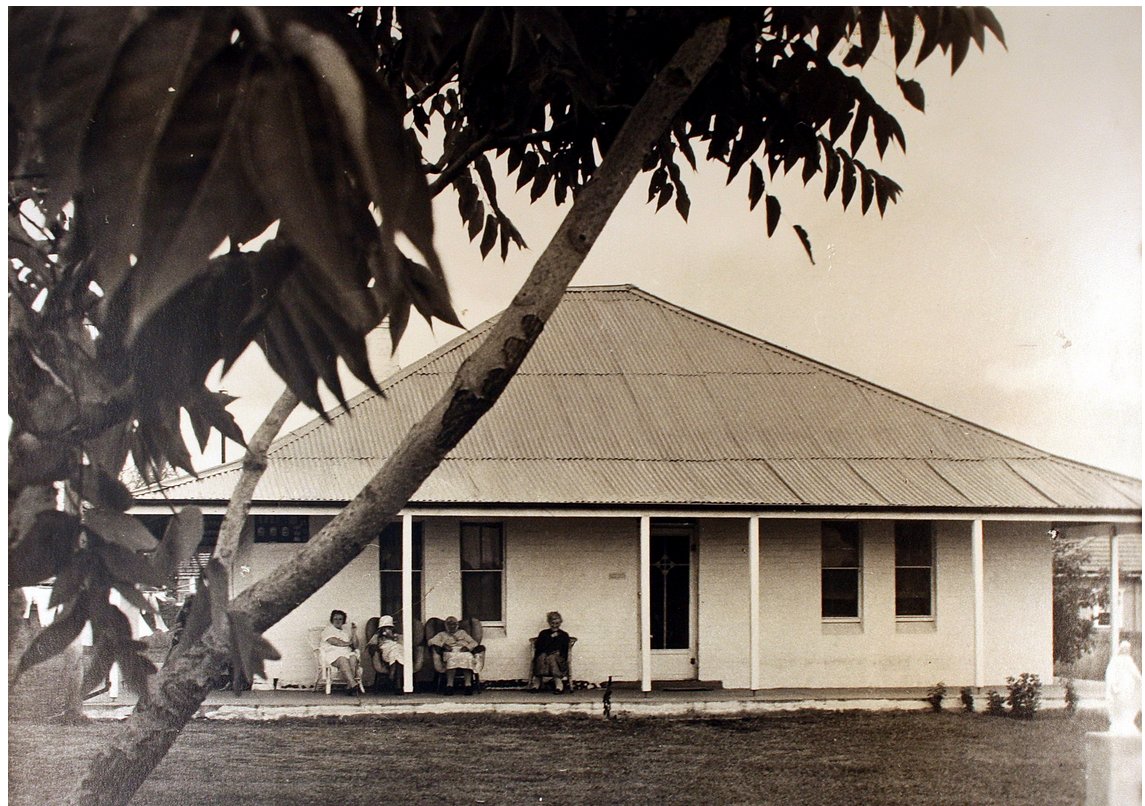 Bass Hill, New South Wales farmhouse on Johnston Road (1960)
