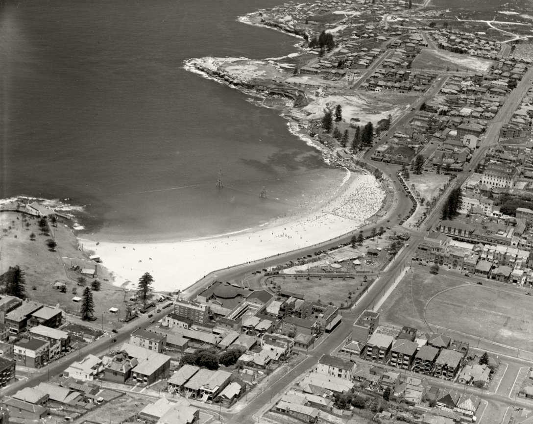Coogee Beach looking Southeast - c.1937 (c. 1937)