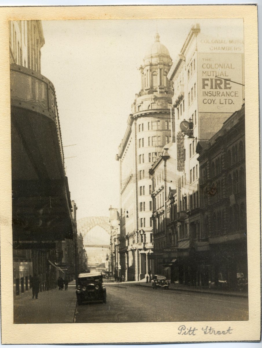 'Pitt Street' RAHS-Osborne Collection, Sydney city centre (1930)