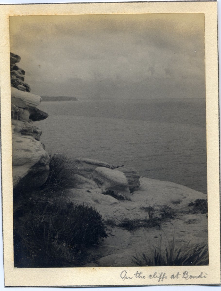'On the Cliffs at Bondi' RAHS-Osborne Collection, Sydney (1930)
