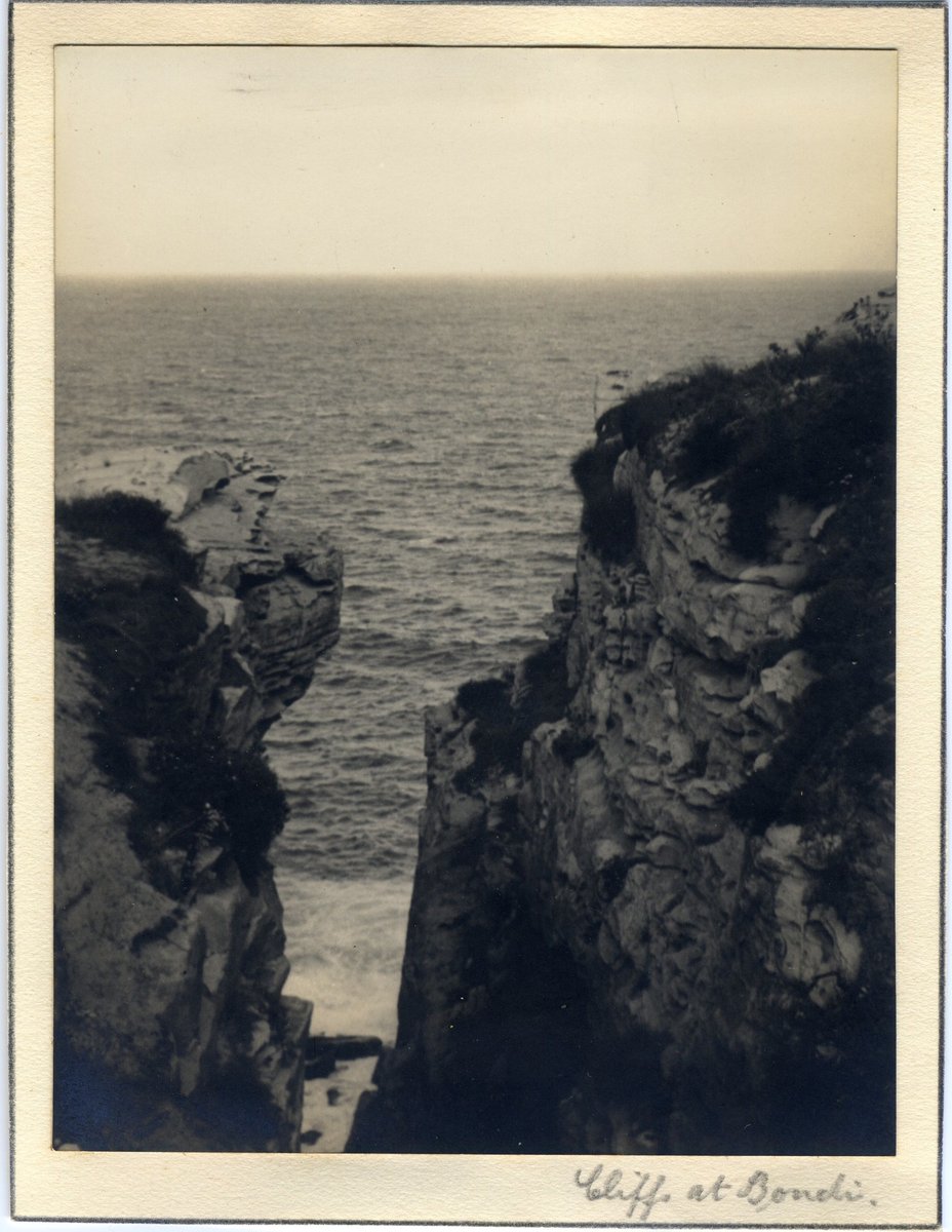 'Cliffs at Bondi' RAHS-Osborne Collection, Sydney (1930)