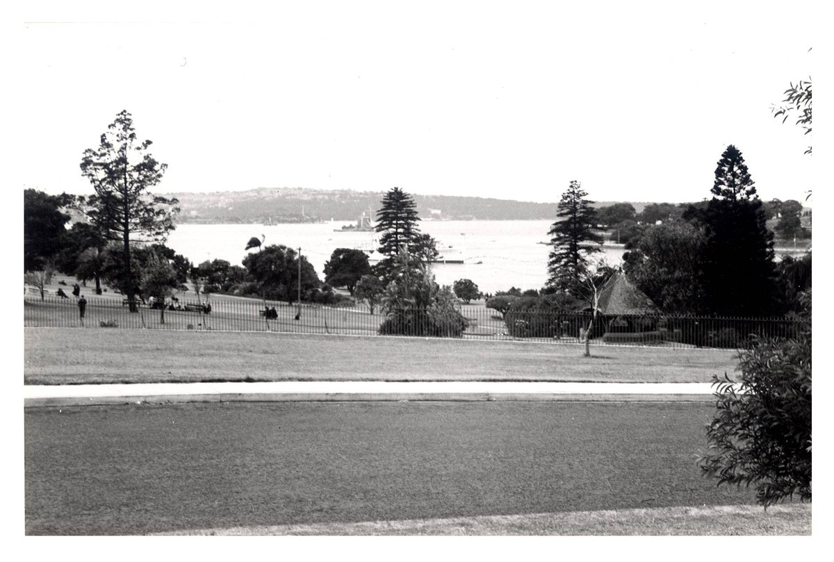 View from Royal Botanic Gardens, Sydney city centre (1938)