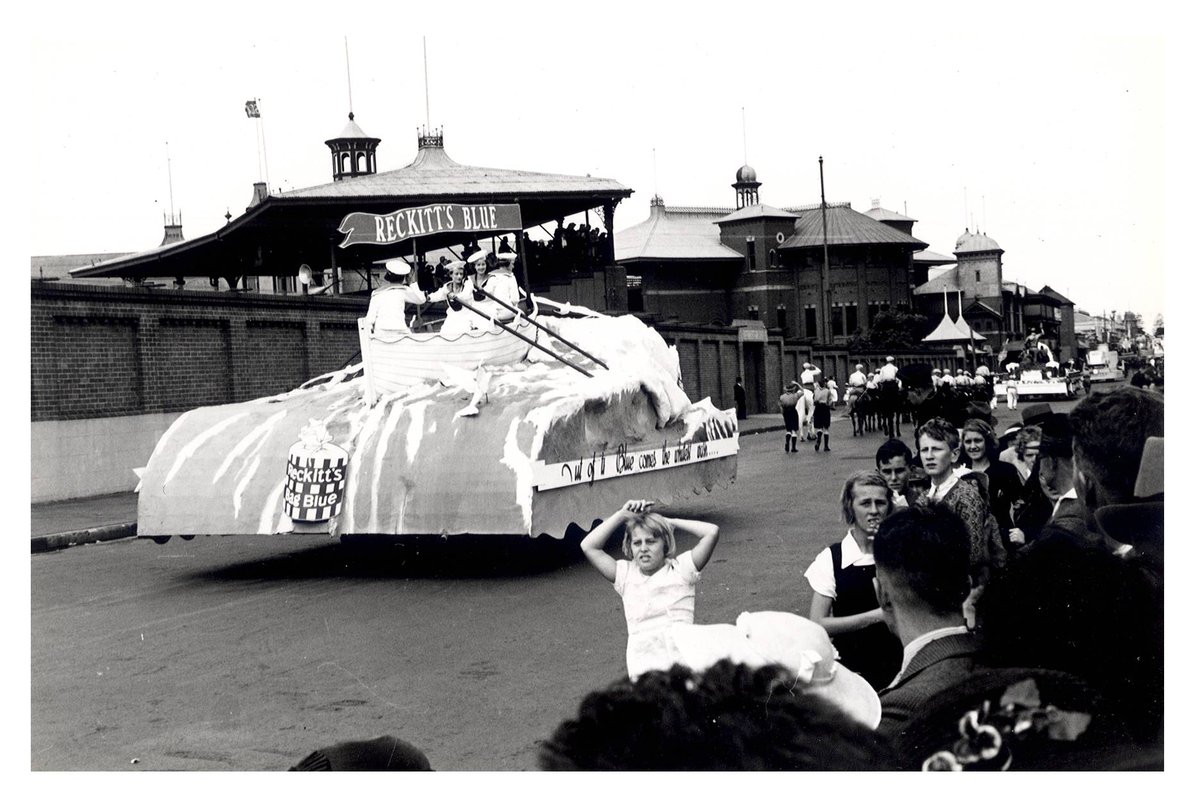Reckitt’s Blue float- “Australia's March to Nationhood” Australian 150th Anniversary Celebration, Moore Park (1938)