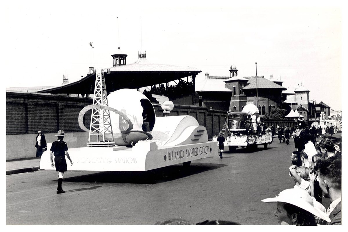 Radio Broadcasting Stations float- “Australia's March to Nationhood” Australian 150th Anniversary Celebration, Moore Park (1938)