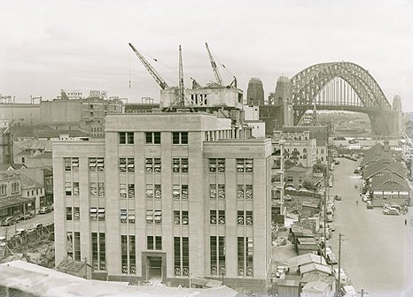 Maritime services building construction, Sydney Harbour (1952)