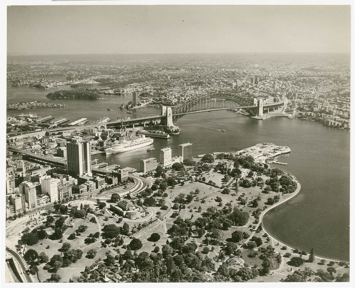 (AMP Building, Botanic Gardens, Harbour Bridge and Circular Quay with liner Canberra), July 1963, by Ern McQuillan