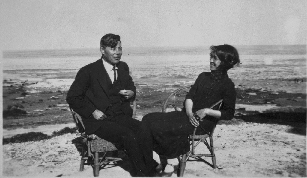 William James Nomchong and Ellen Nomchong, overlooking the ocean, Clovelly, N.S.W., 1927
