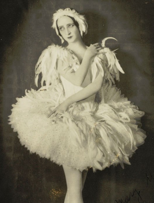 Olga Spessiva in Swan Lake costume, 1934 - photographer Sydney Fox Studio, 3rd Floor, 88 King St, Sydney (crop), Sydney city centre