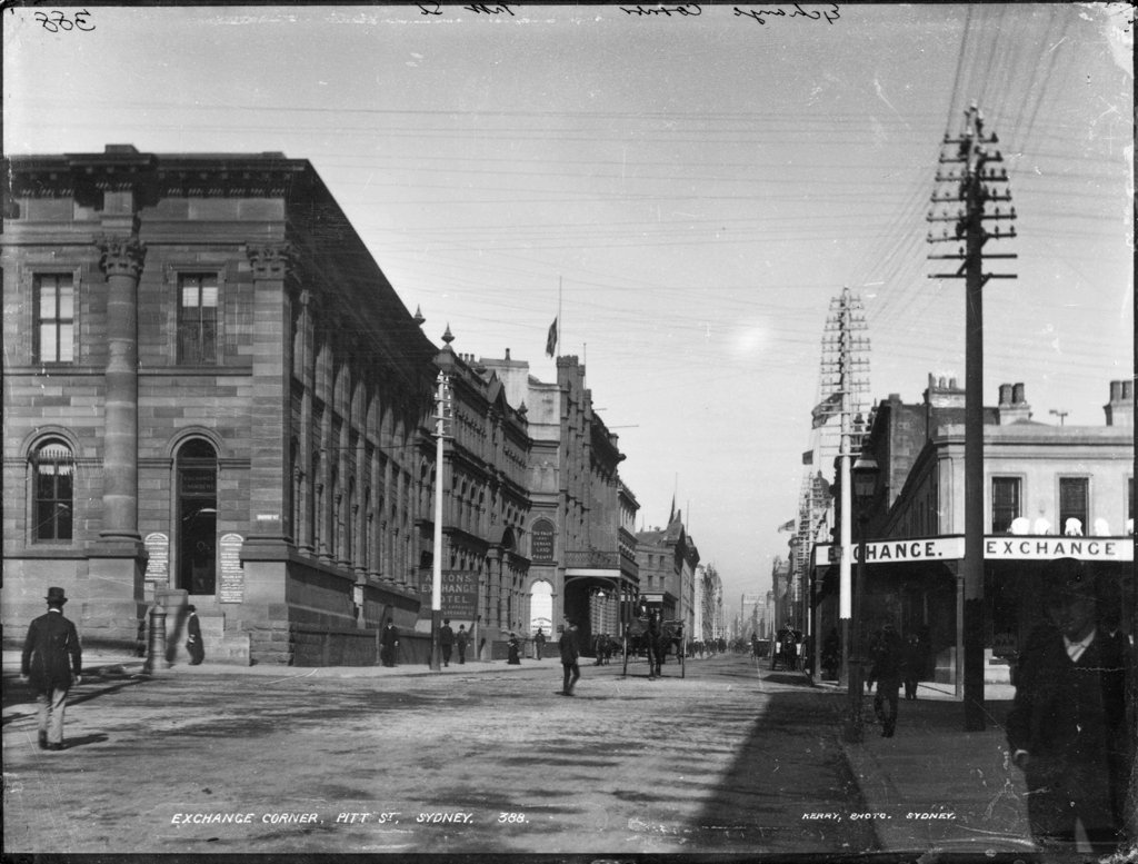 Exchange corner, Pitt St, Sydney from The Powerhouse Museum Collection, Sydney city centre (c. 1900)