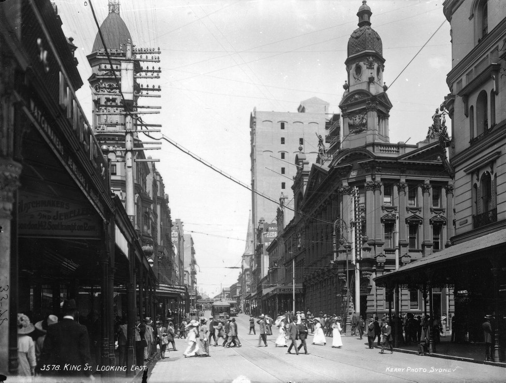 King Street, looking east, Sydney from The Powerhouse Museum Collection, Sydney city centre (c. 1900)