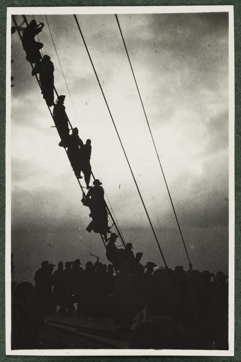 Our last glimpses of Sydney – Passing Heads October 18th 1914