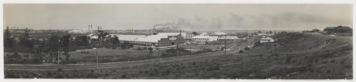 A panorama of Botany, looking south towards Botany Bay and Bunnerong, Sydney, 1949-1950 - H. Chargois