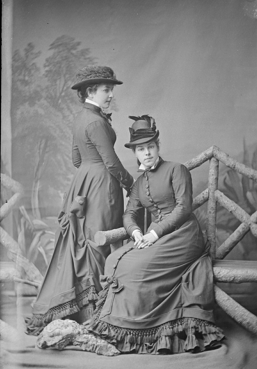 Misses Alice (The White Rose of Sydney) & Margaret Halloran of Burwood, NSW, ca. 1877 - ¼ plate glass negative by Freeman & Co (c. 1877)