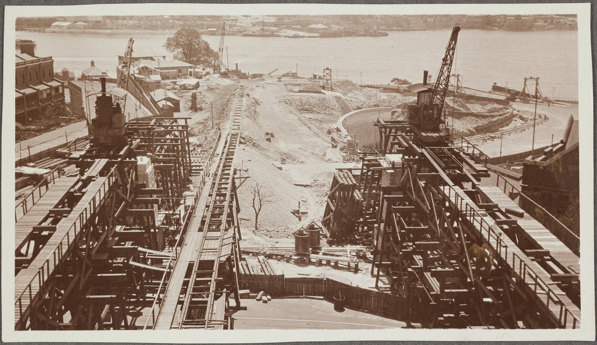 Stanley, S.B. Purves - photographs of the quarry at Moruya used for construction of the Sydney Harbour Bridge, 1925-1927 (1925–27)