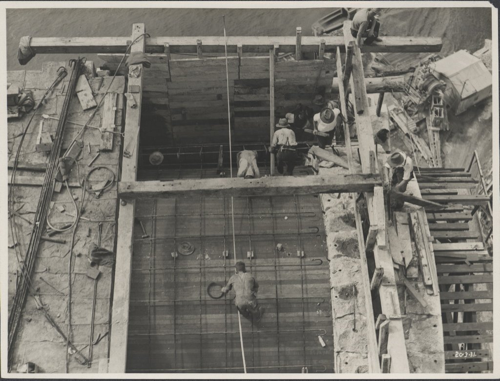 Laying the formwork for a tunnel near one of the abutments, 1931, Sydney Harbour