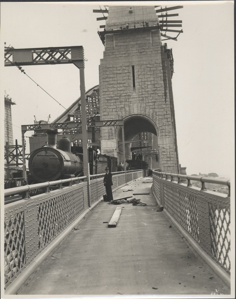 Electrical cables being installed on Harbour Bridge, 1932, Sydney Harbour