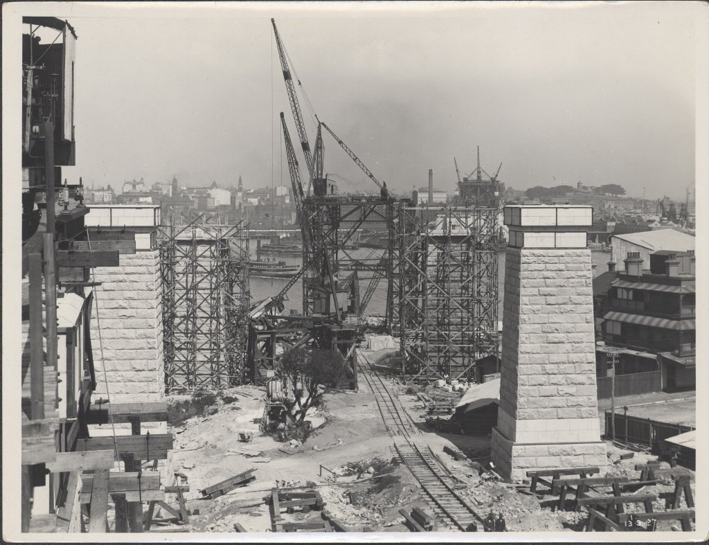 Construction of the northern piers of the Sydney Harbour Bridge, 1927