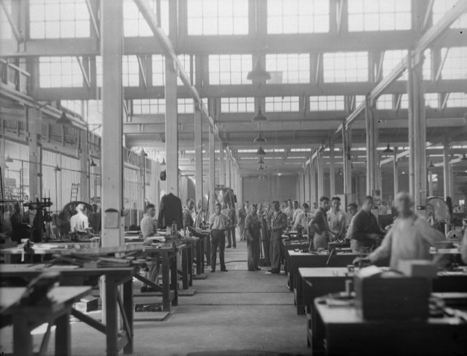 Clyde aircraft shops with workmen at their benche, 1941