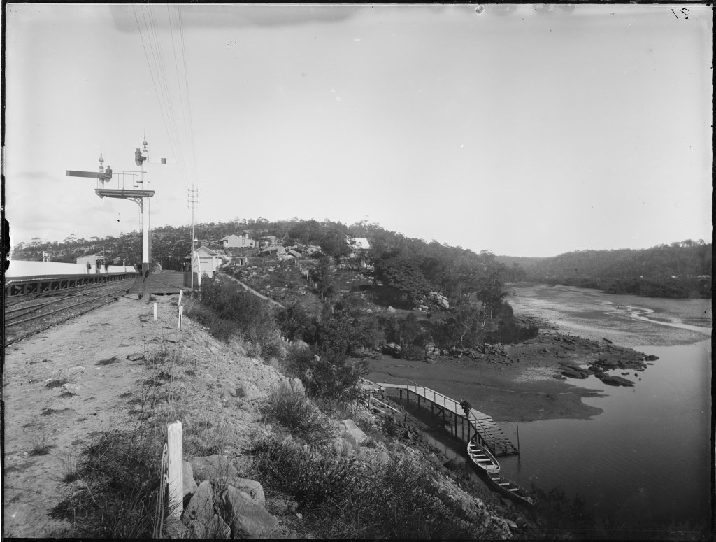 Original Como railway station, Illawarra line, 1900