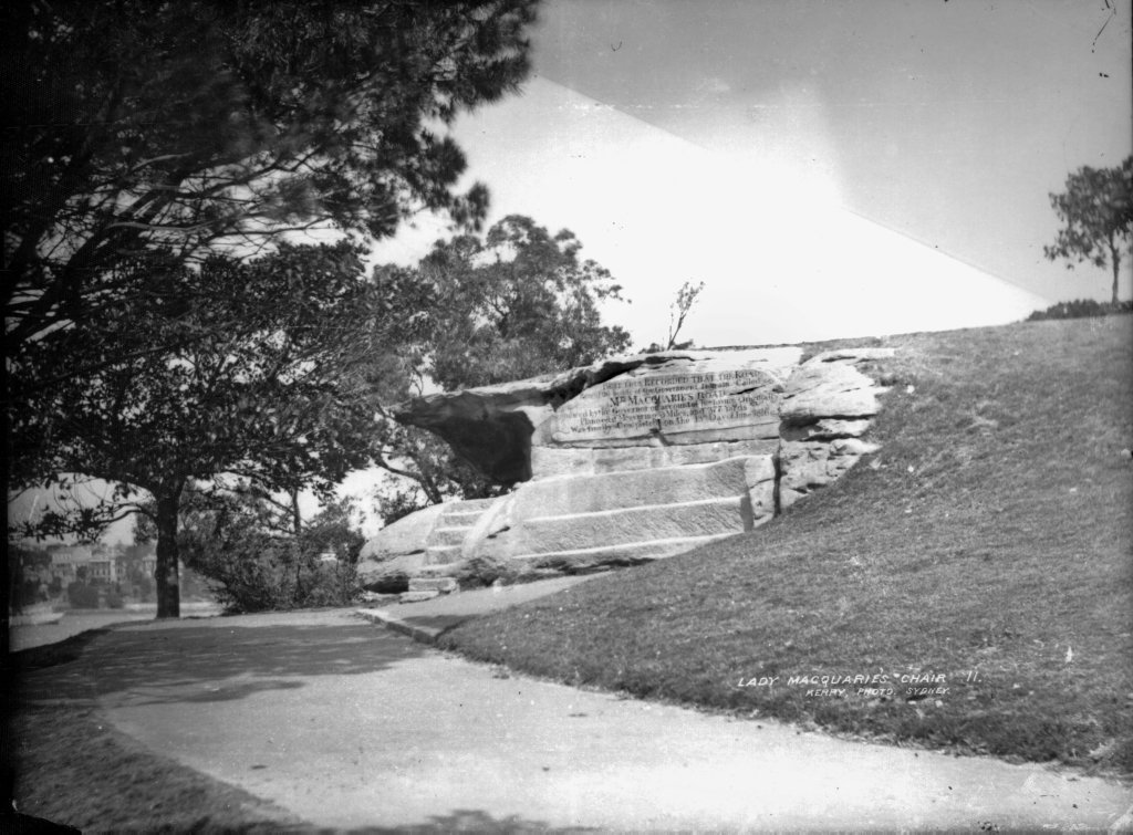 Lady Macquarie's Chair, Sydney city centre (c. 1900)