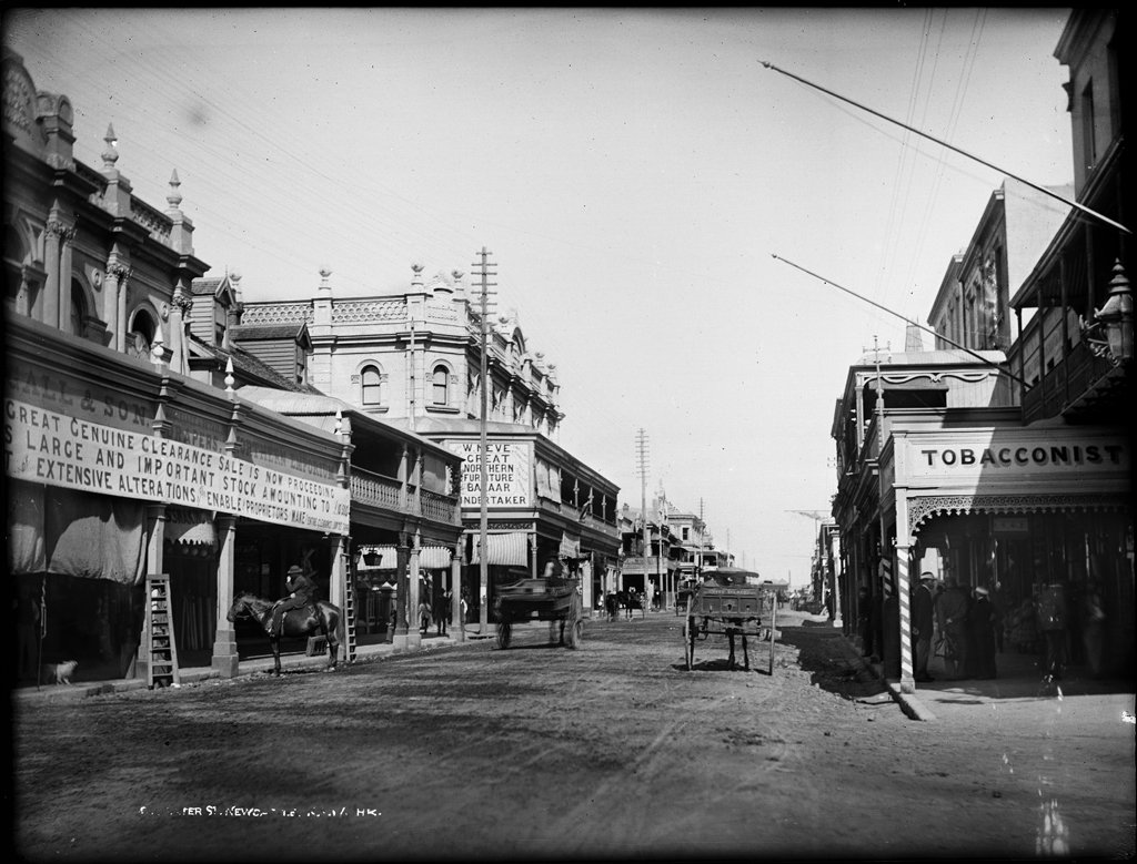 Hunter Street, Newcastle, Sydney city centre (c. 1900)