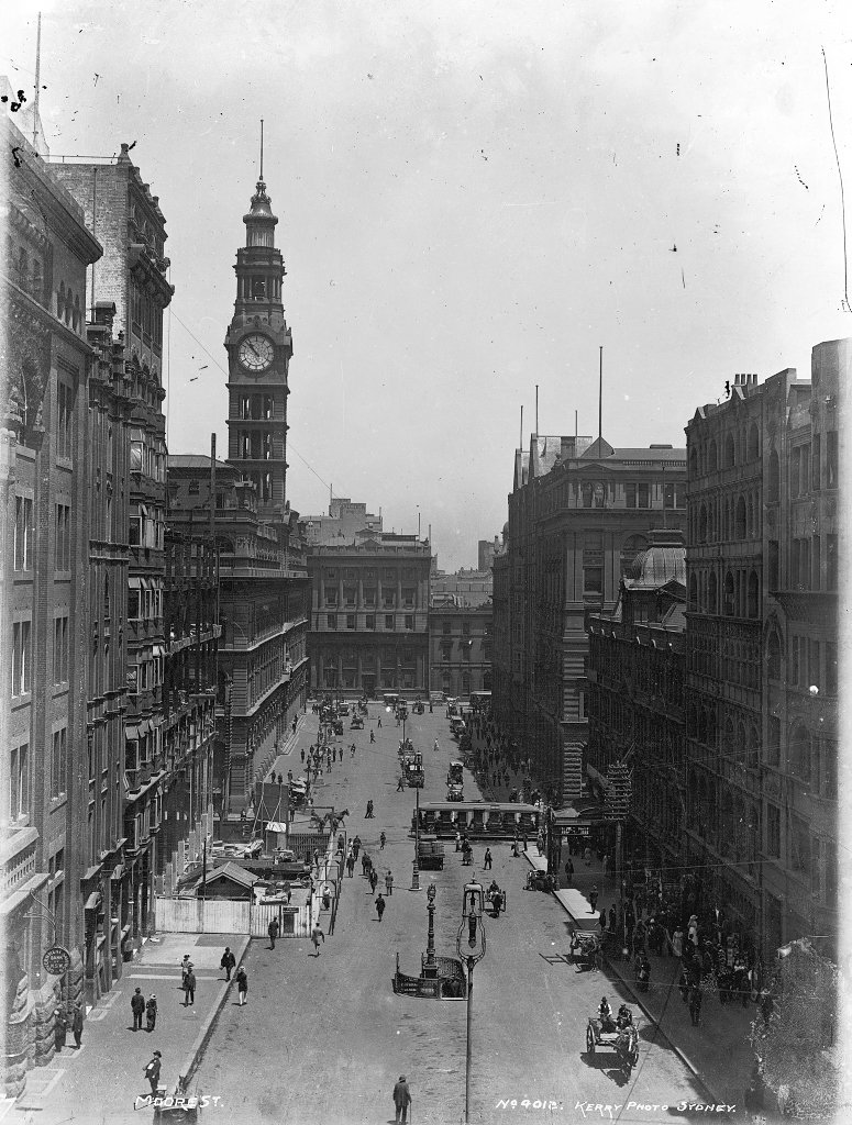 Moore Street (now Martin Place), Sydney (c. 1900)