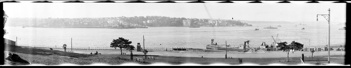 69 and 70 PFA site (looking to Milsons Pt. and Kirribilli from Dawes Pt.) (c. 1921)