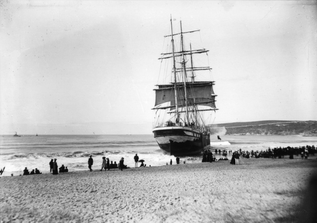 Vincennes, on the sands, Manly (1906)