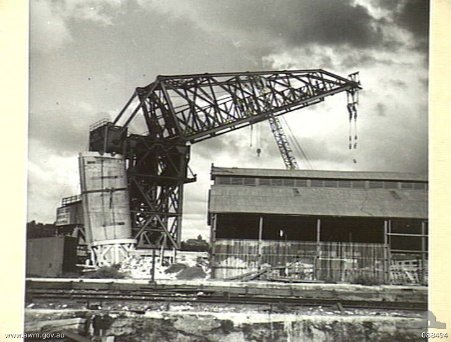 Floating crane Titan, Sydney Harbour (1945)