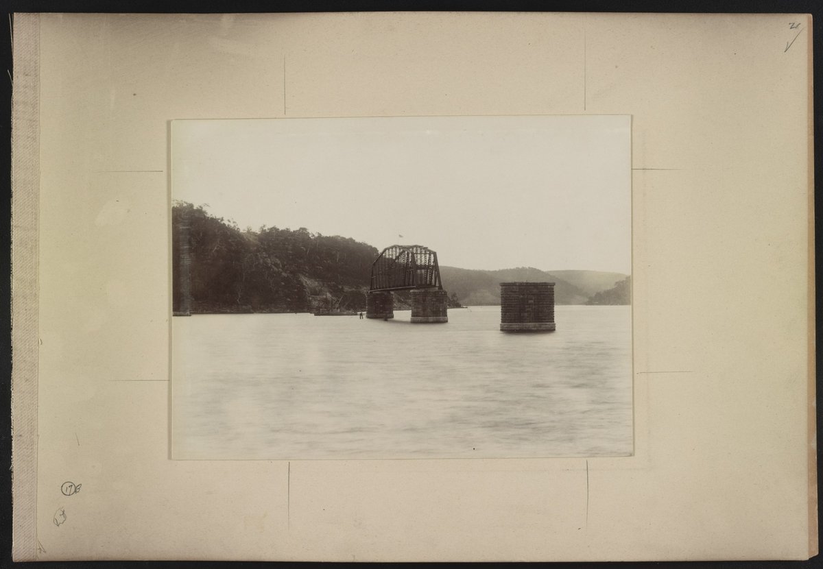 Span of Hawkesbury River Railway Bridge upon piers, New South Wales, Australia LCCN2016651646 (1888)