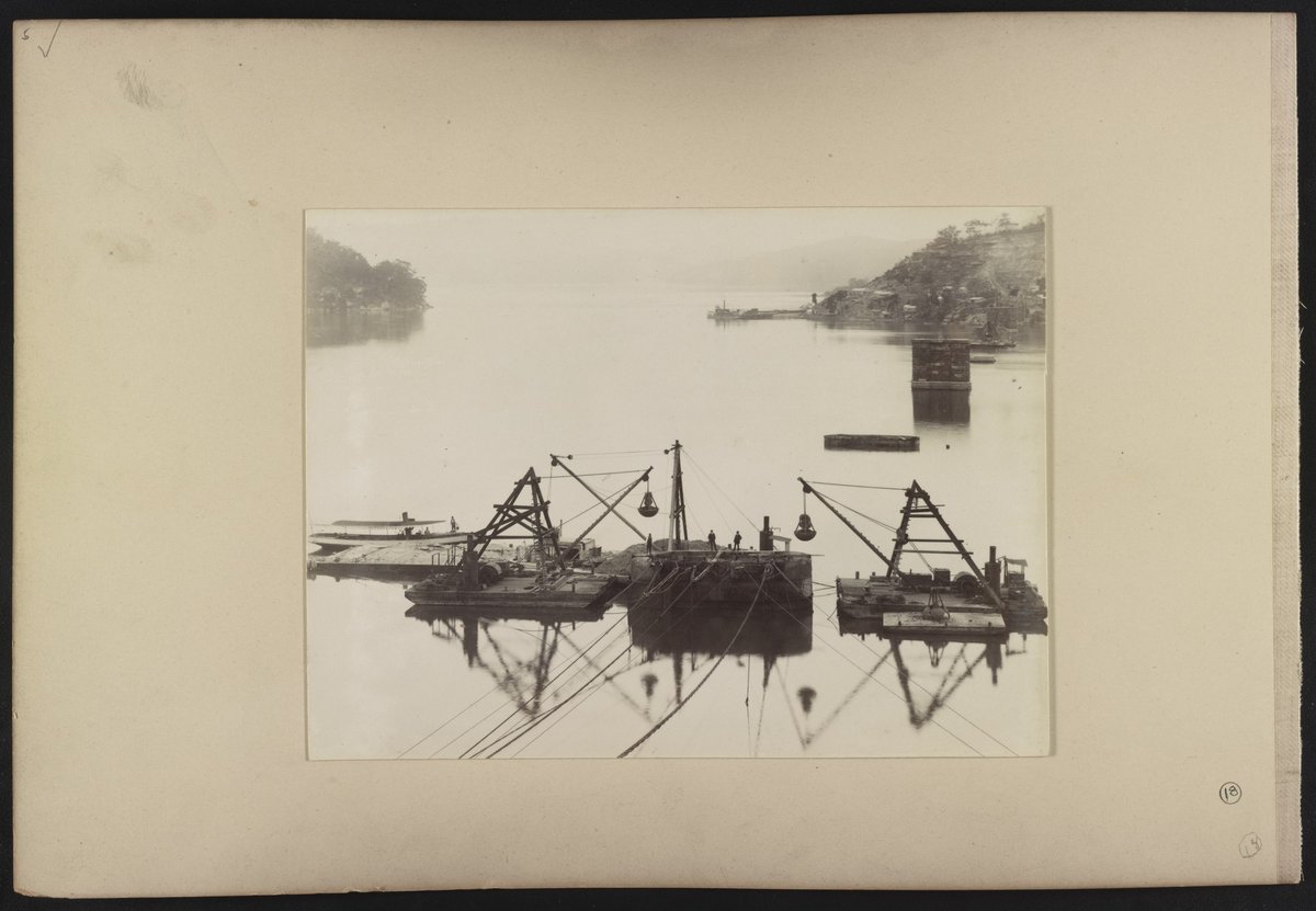 Men on caisson for the Hawkesbury River Railway Bridge, New South Wales, Australia LCCN2016651655 (1888)