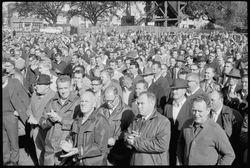 Trade Union meeting and rally in Hyde Park, Sydney, NSW 2, Sydney city centre (1966)