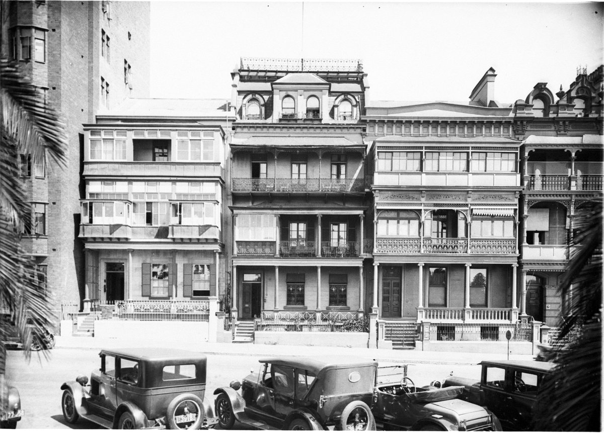 Nos 133-139 Macquarie Street, Sydney ca. 1925-1930, Sydney city centre (1925–30)