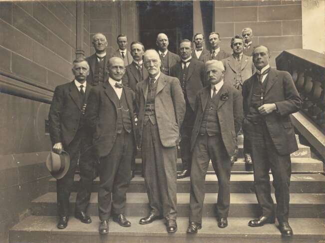 Sydney session of the Royal Australian Ornithologist's Union, 1921 (cropped)