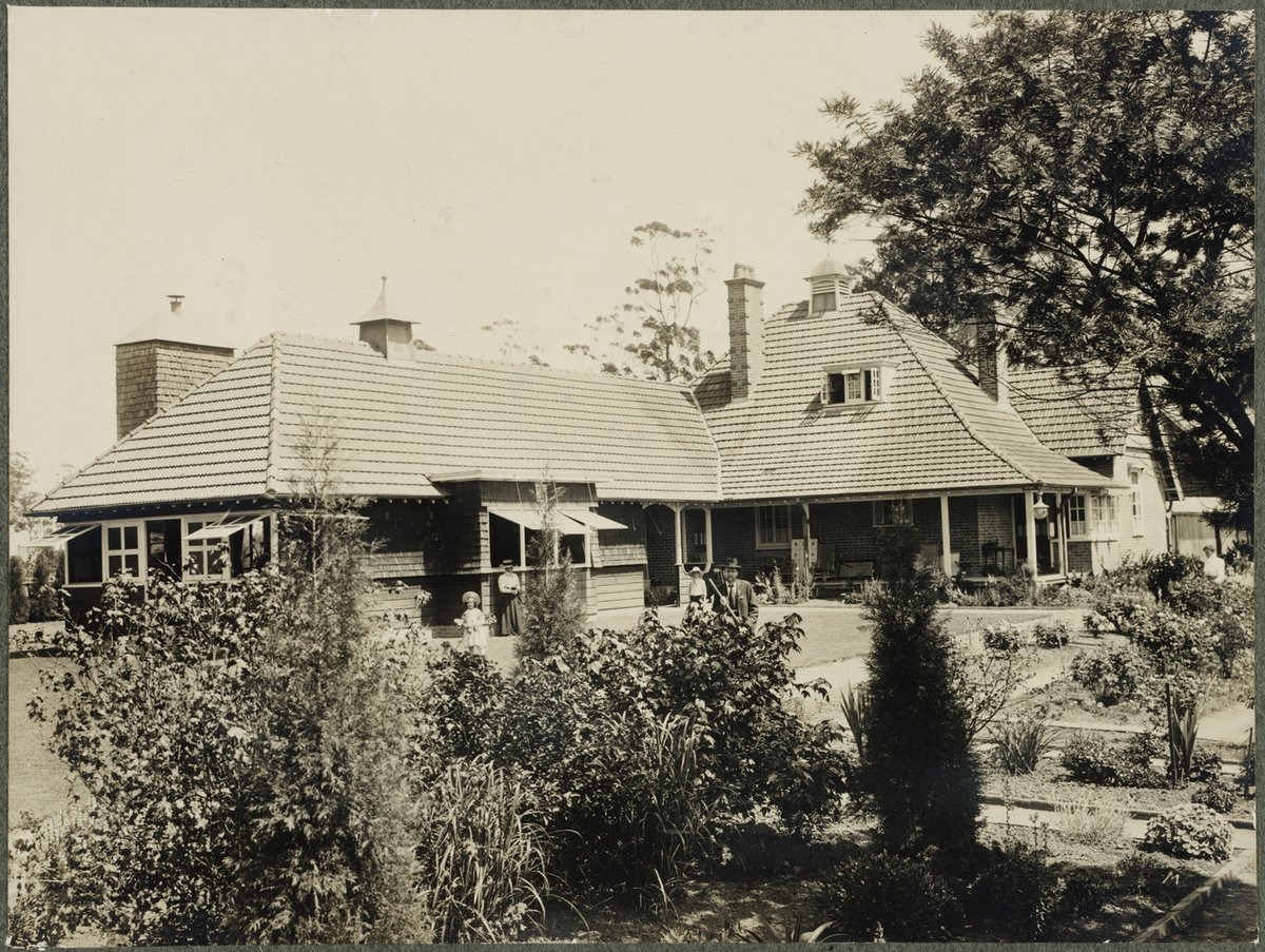 John Sullman and family, front yard, Ingleholme, Turramurra (c. 1900)