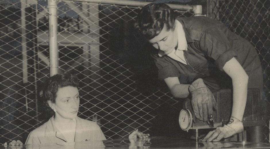 Aircraft factory, Chullora (cropped) (c. 1945)