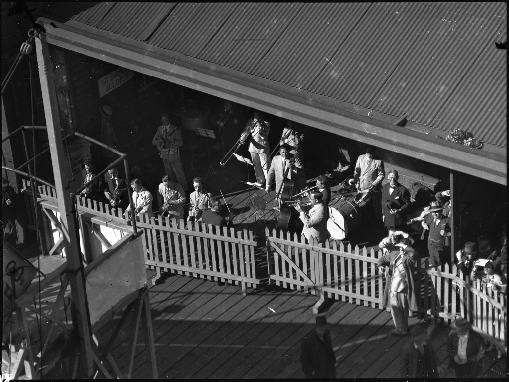 Band at Warwick Farm racecourse from The Powerhouse Museum, 1930–50