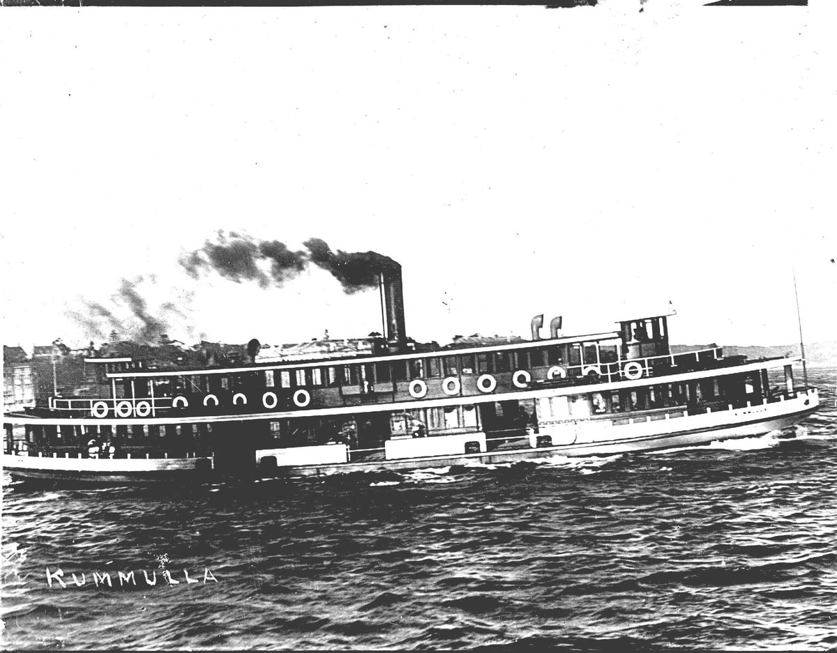 Sydney ferry KUMMULLA, Milsons Point (1920s)